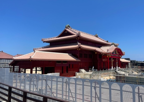 首里城外観